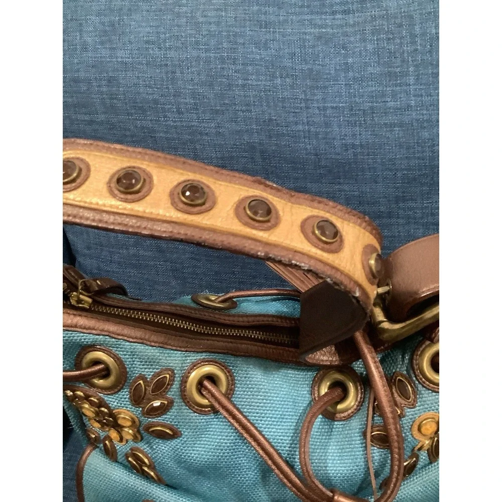 ISABELLA FIORE SET IN STONE STEPH EMBELLISHED LEATHER APPLIQUE HOBO HANDBAG